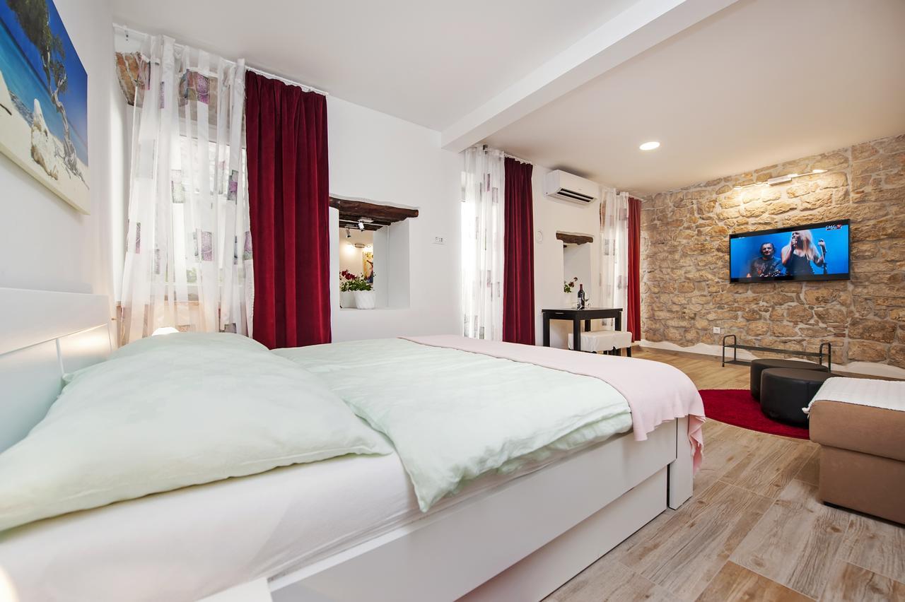 La Svalba Rooms & Studios Rovinj Exterior foto
